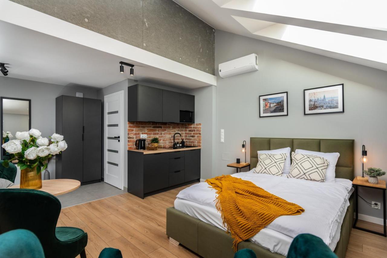Felicjanek 15 - By Upstairs Apartment Krakow Ngoại thất bức ảnh